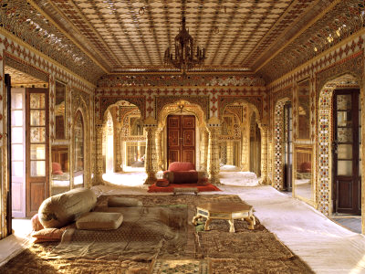 city-palace-in-jaipur
